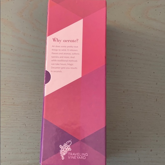 Traveling Vineyard New Magic Decanter for red wine - Picture 4 of 5